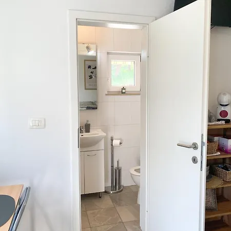 4 Roses Vrtnica Apartment