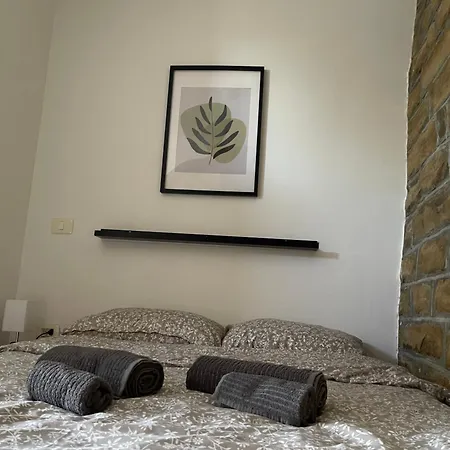 4 Roses Vrtnica Sečovlje