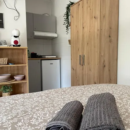 4 Roses Vrtnica * Secovlje