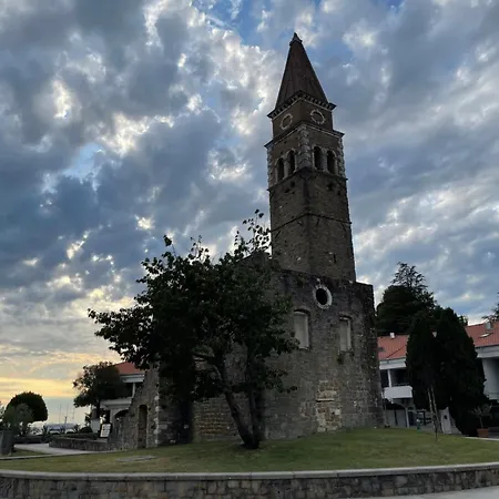 Apartment 4 Roses Vrtnica *