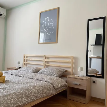 4 Roses Vrtnica Apartmán *