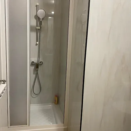 4 Roses Vrtnica Apartman *