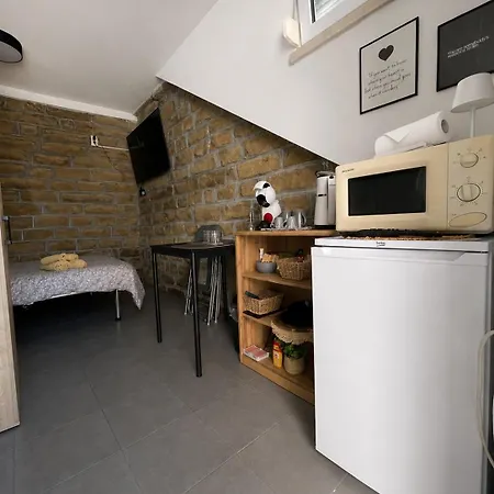 Apartment 4 Roses Vrtnica *