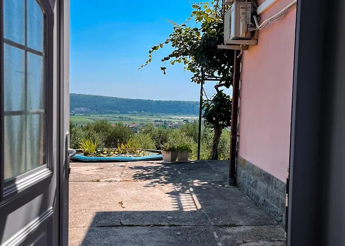 4 Roses Vrtnica * Sečovlje