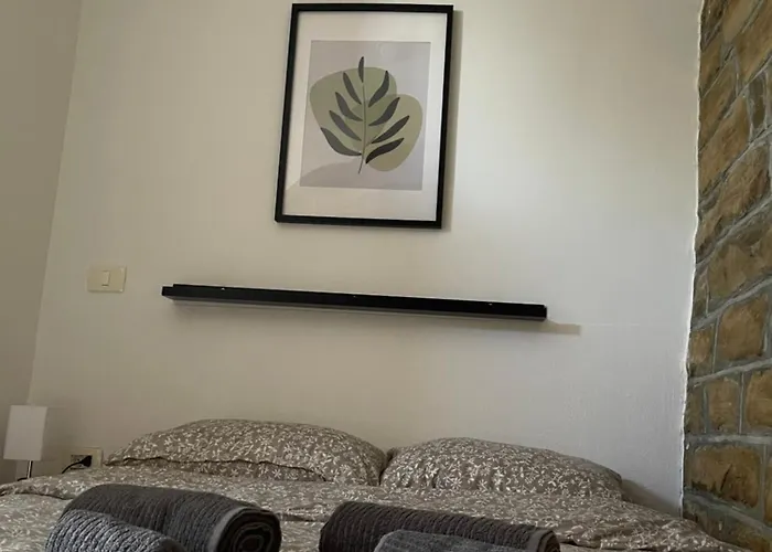 4 Roses Vrtnica Sečovlje