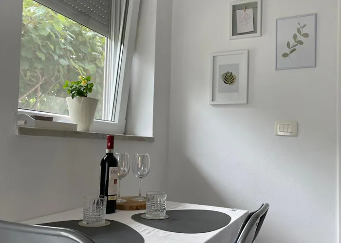 アパート 4 Roses Vrtnica