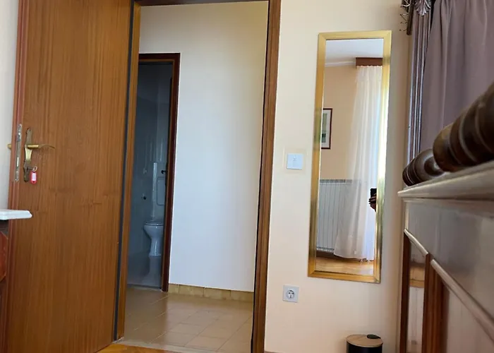 4 Roses Vrtnica Sečovlje