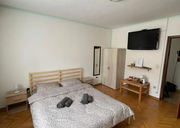 4 Roses Vrtnica アパート *