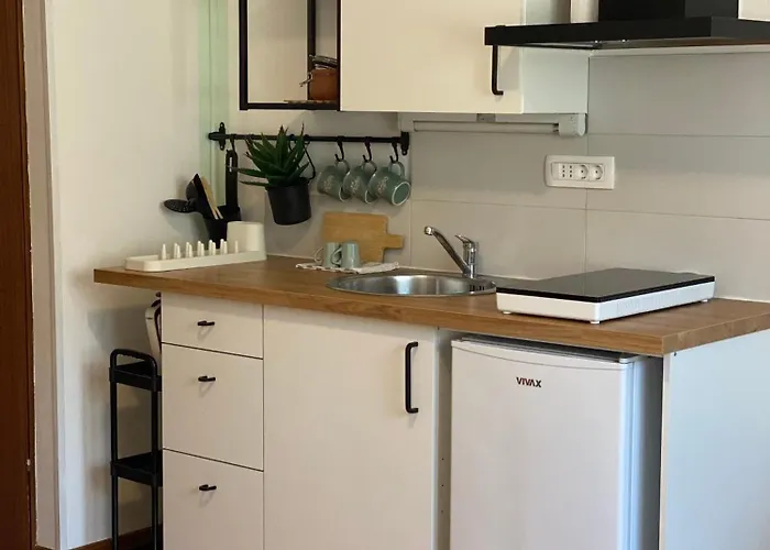 4 Roses Vrtnica * Sečovlje